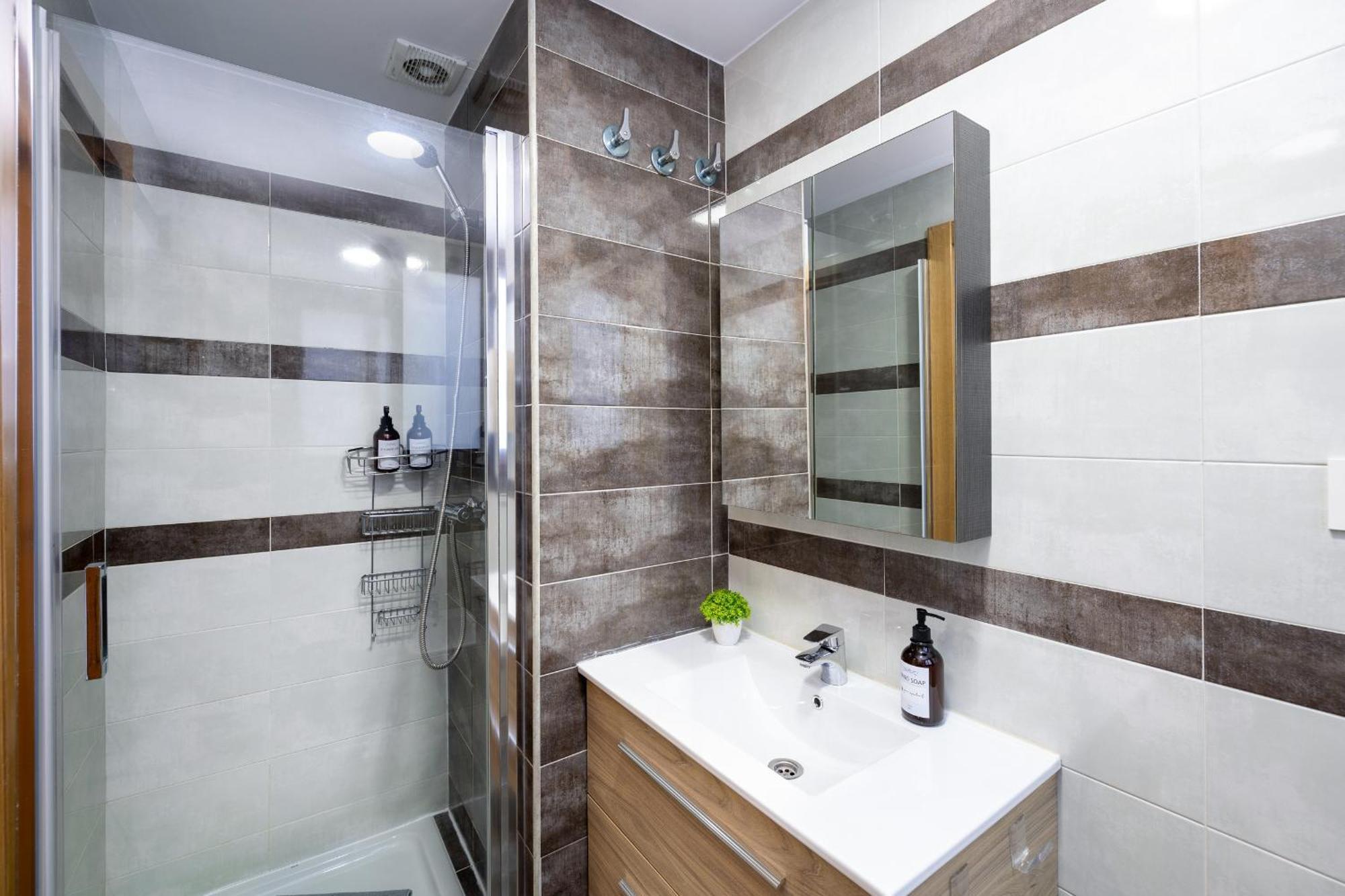 גרנדה Grace Apartments - 3 Bedroom City Centre מראה חיצוני תמונה